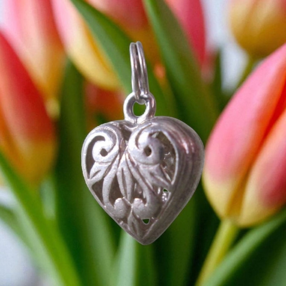 Sterling Silver Charm HEART Open Pierced Work 3D